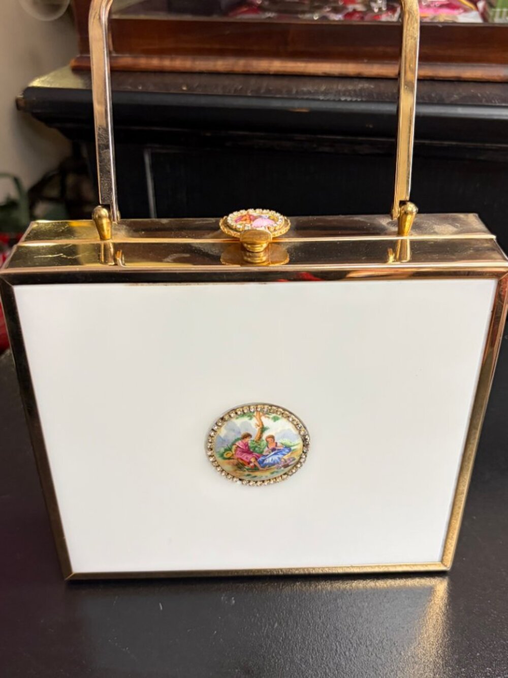 Vintage 1950s Tyrolean NY White Lucite Box Purse Rhinestone Cameo